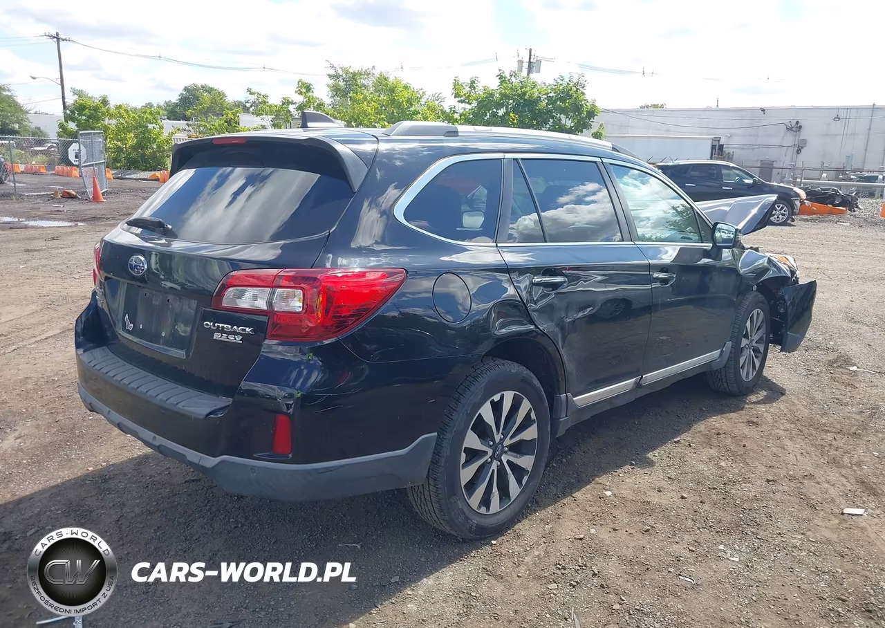 2017 Subaru Outback 2.5I Touring VIN:4S4BSATC9H3356998 - 4