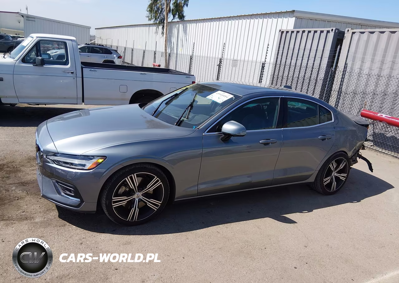 2019 Volvo S60 T6 Inscription VIN:7JRA22TL0KG015593 - 16