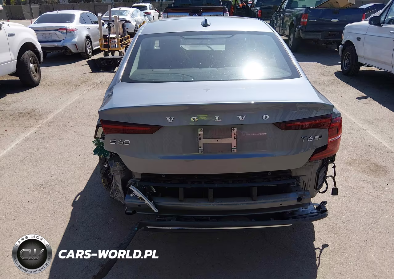 2019 Volvo S60 T6 Inscription VIN:7JRA22TL0KG015593 - 18