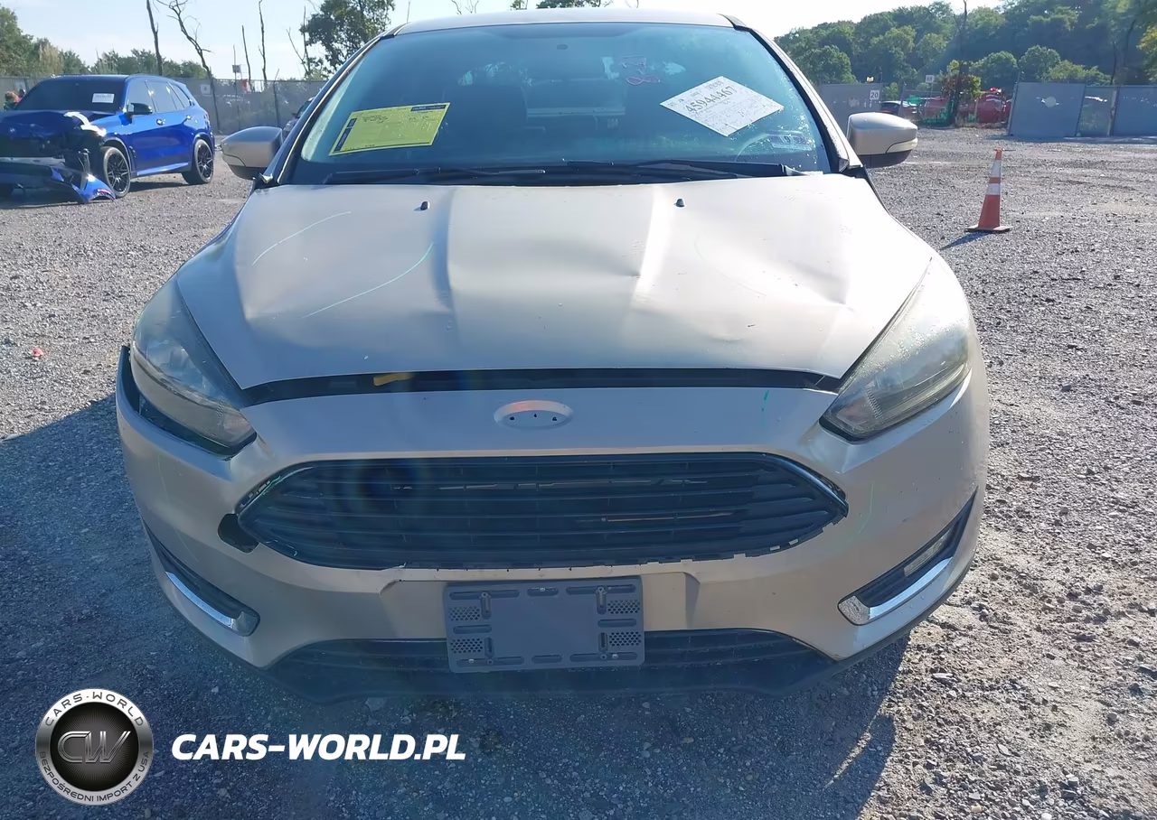 2018 Ford Focus Se VIN:1FADP3F22JL264706 - 12