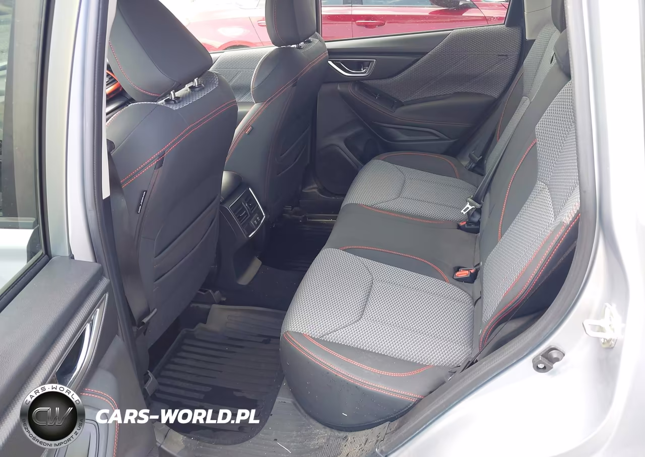 2019 Subaru Forester Sport VIN:JF2SKAPC2KH423063 - 8