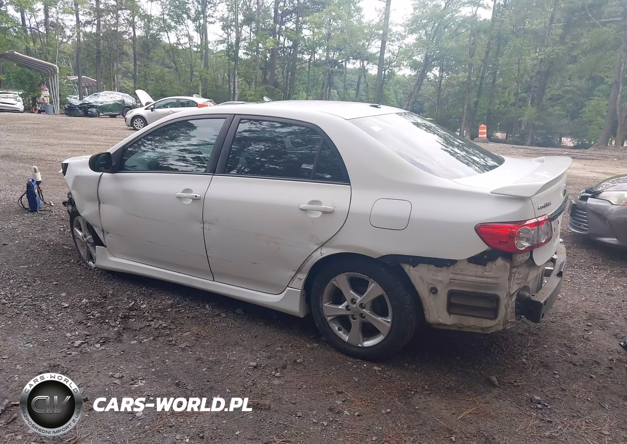 2012 Toyota Corolla S VIN:2T1BU4EEXCC764957 - 3