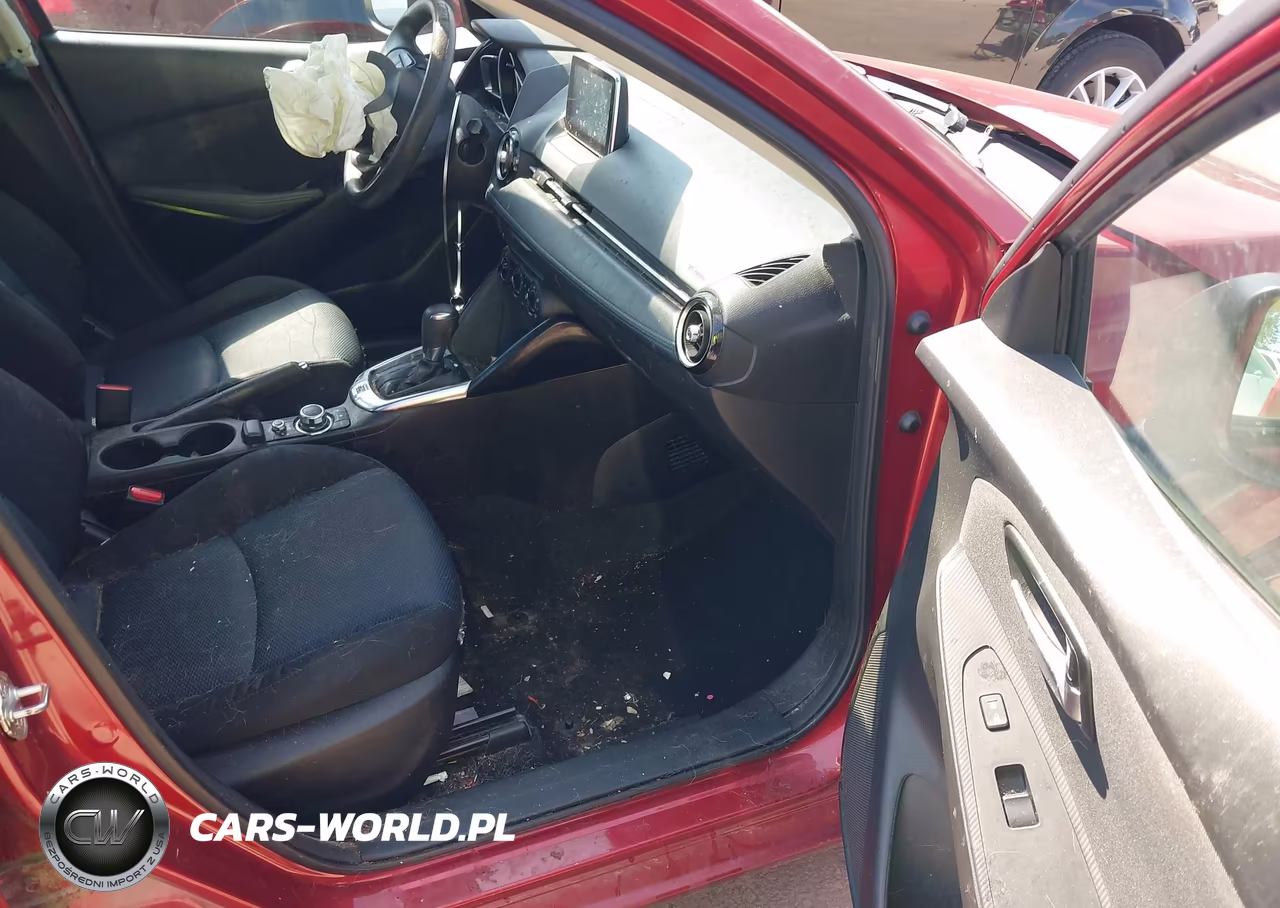 2018 Toyota Yaris Ia VIN:3MYDLBYV2JY322121 - 5