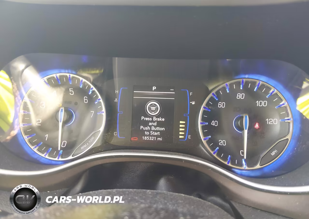 2019 Chrysler Pacifica Touring L VIN:2C4RC1BG7KR593024 - 7