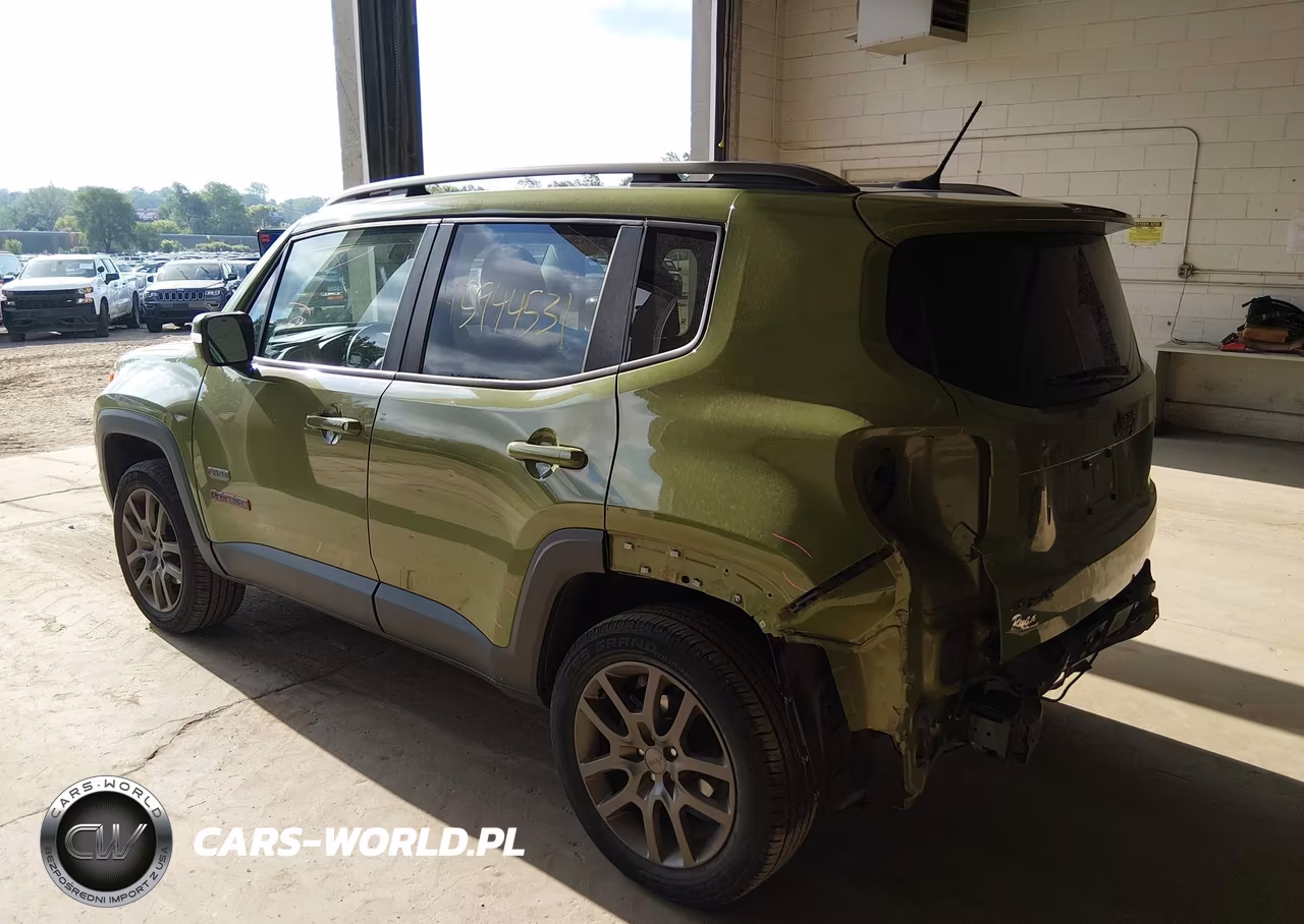 2016 Jeep Renegade 75Th Anniversary VIN:ZACCJBBT4GPD72782 - 3