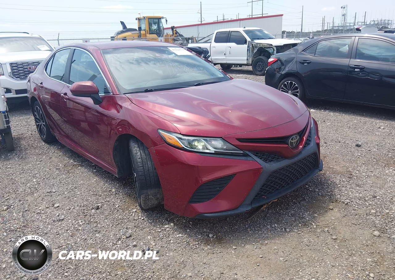 2018 Toyota Camry Se – zdjęcie 1 z 16