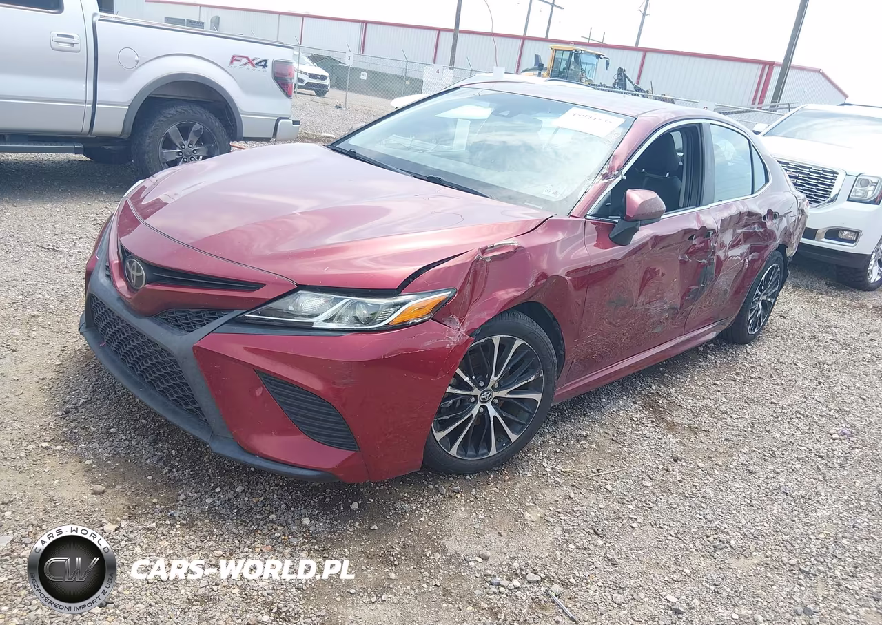 2018 Toyota Camry Se VIN:4T1B11HKXJU542777 - 2