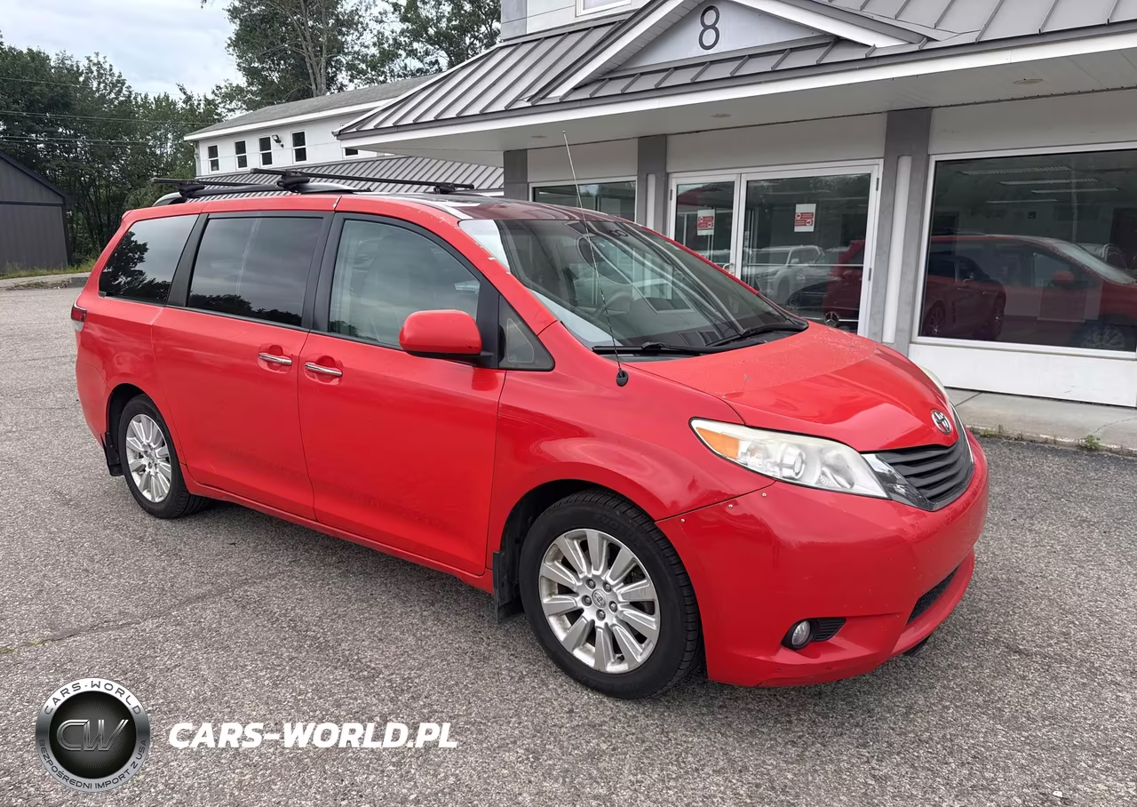 2014 Toyota Sienna Xle 7 Passenger