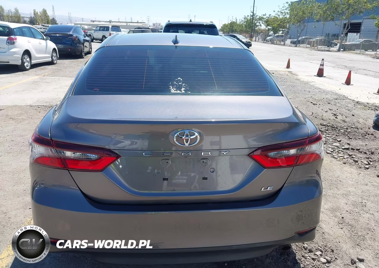 2021 Toyota Camry Le VIN:4T1C11AKXMU436770 - 16