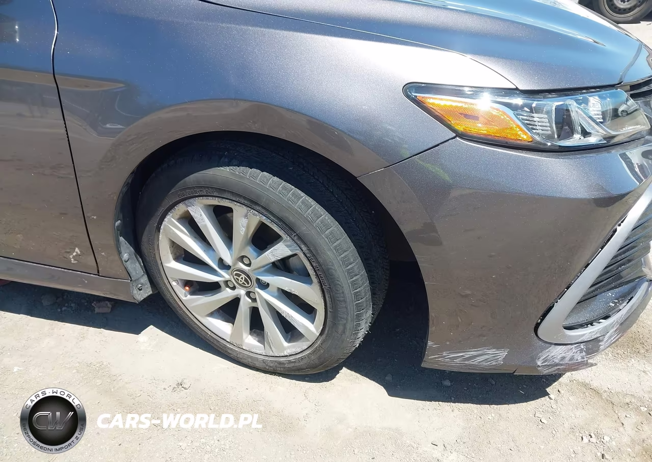 2021 Toyota Camry Le VIN:4T1C11AKXMU436770 - 6