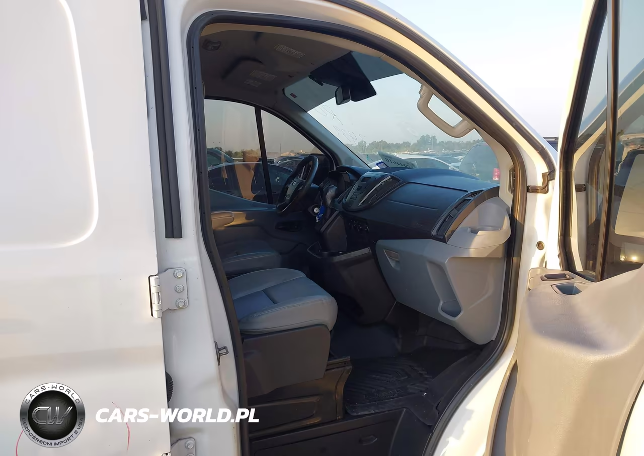 2016 Ford Transit-150 VIN:1FTYE1ZM5GKA41268 - 5