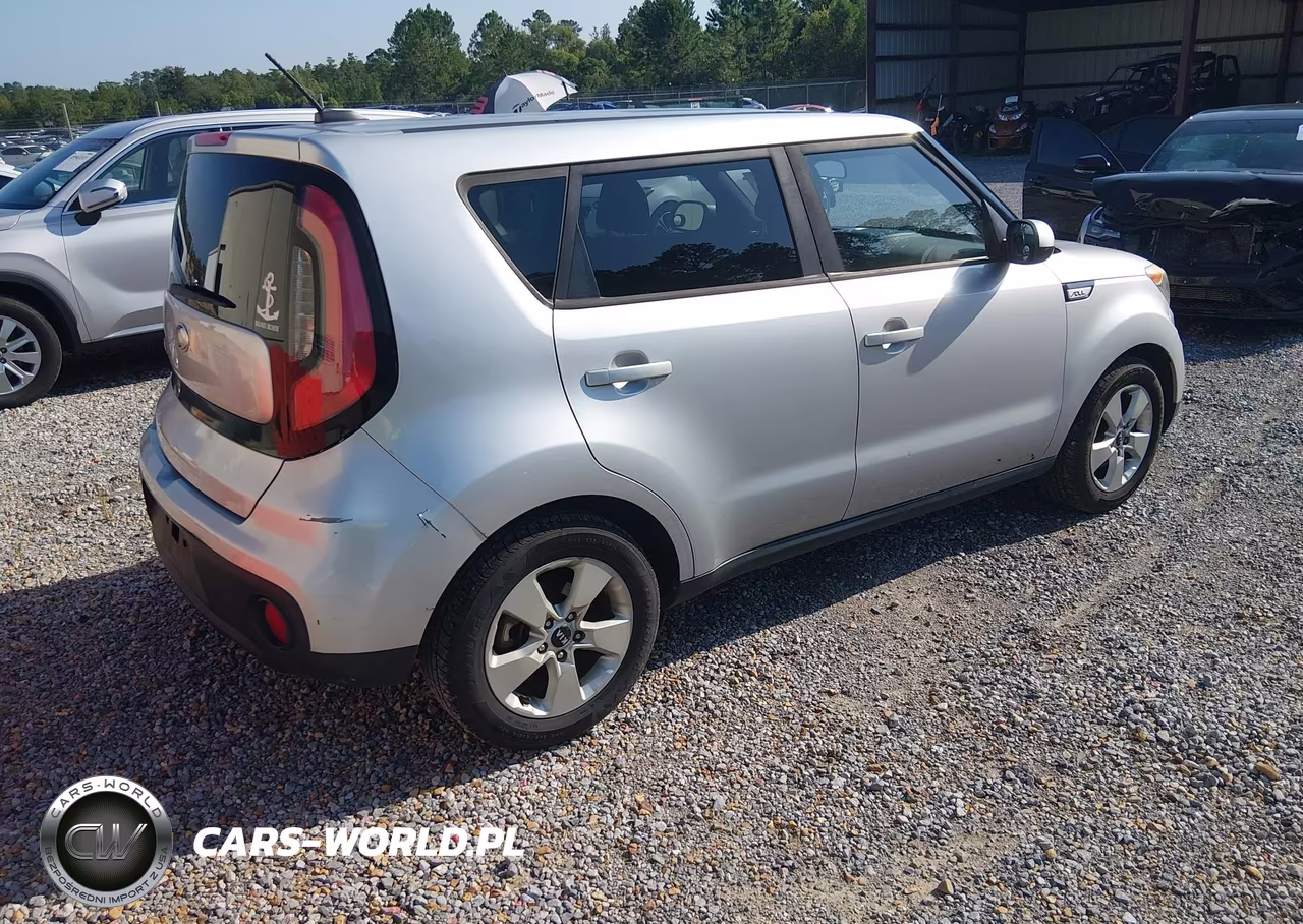 2018 Kia Soul VIN:KNDJN2A27J7586707 - 4