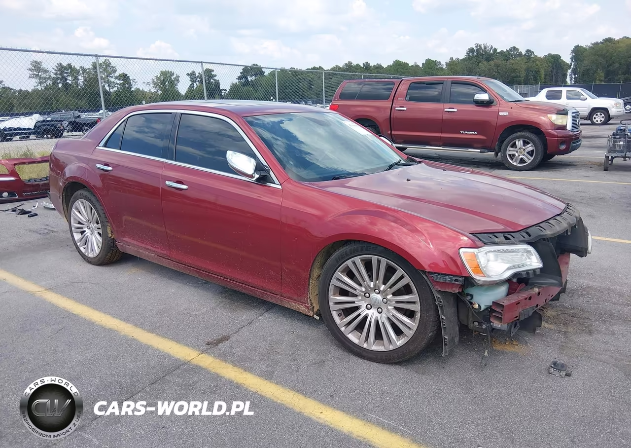 2014 Chrysler 300C – zdjęcie 1 z 17