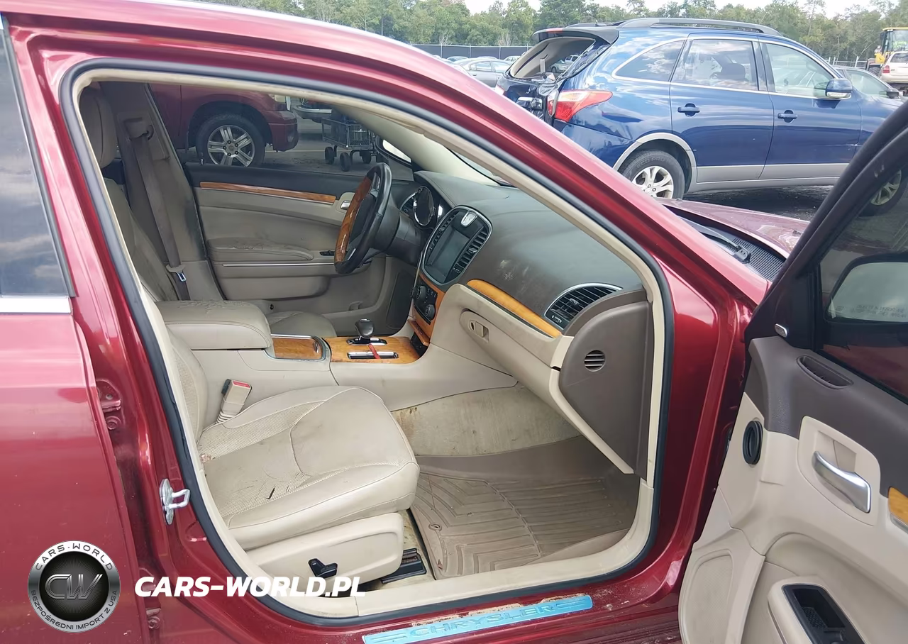 2014 Chrysler 300C VIN:2C3CCAEG2EH100897 - 5