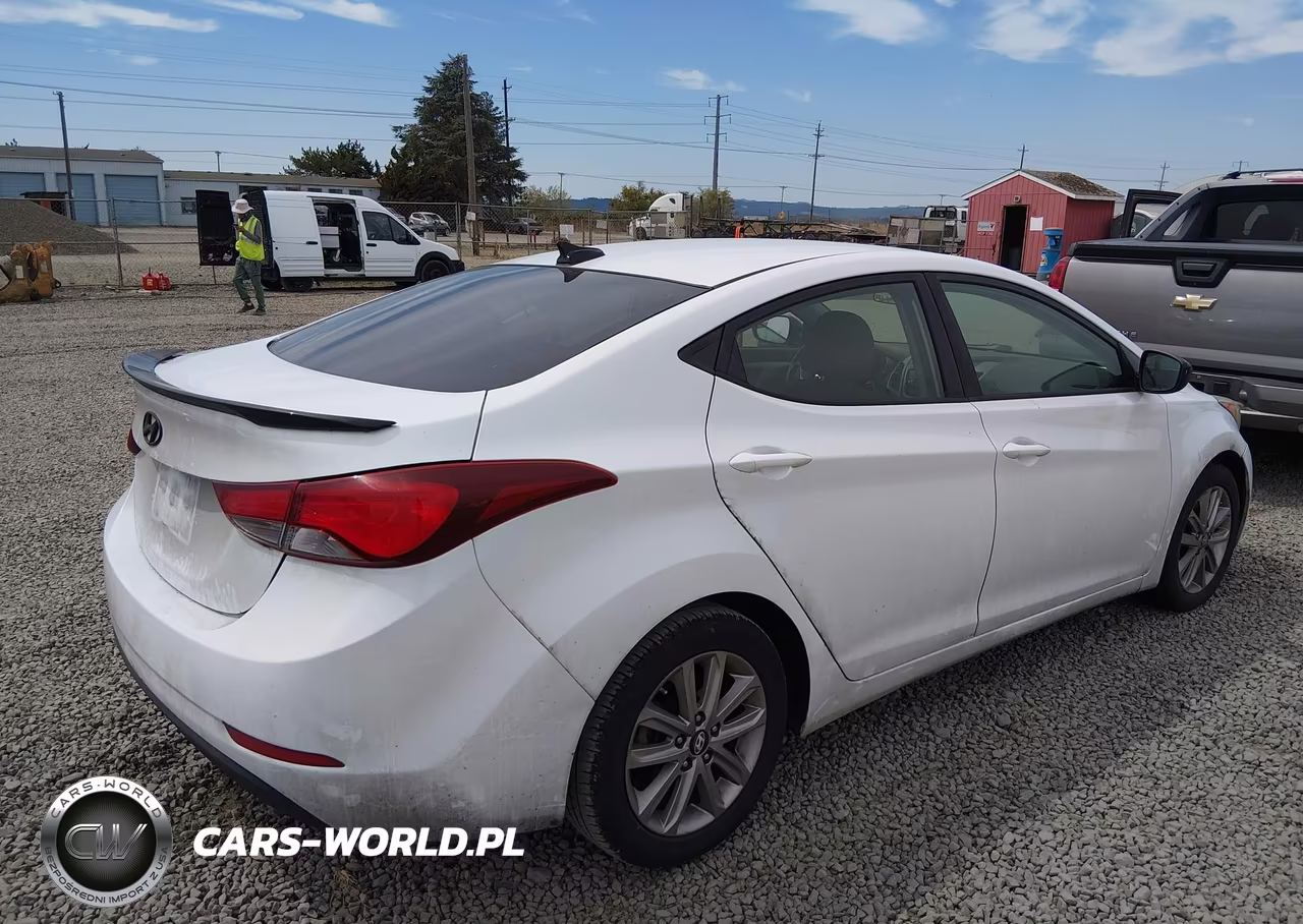 2016 Hyundai Elantra Se VIN:5NPDH4AE3GH736715 - 4