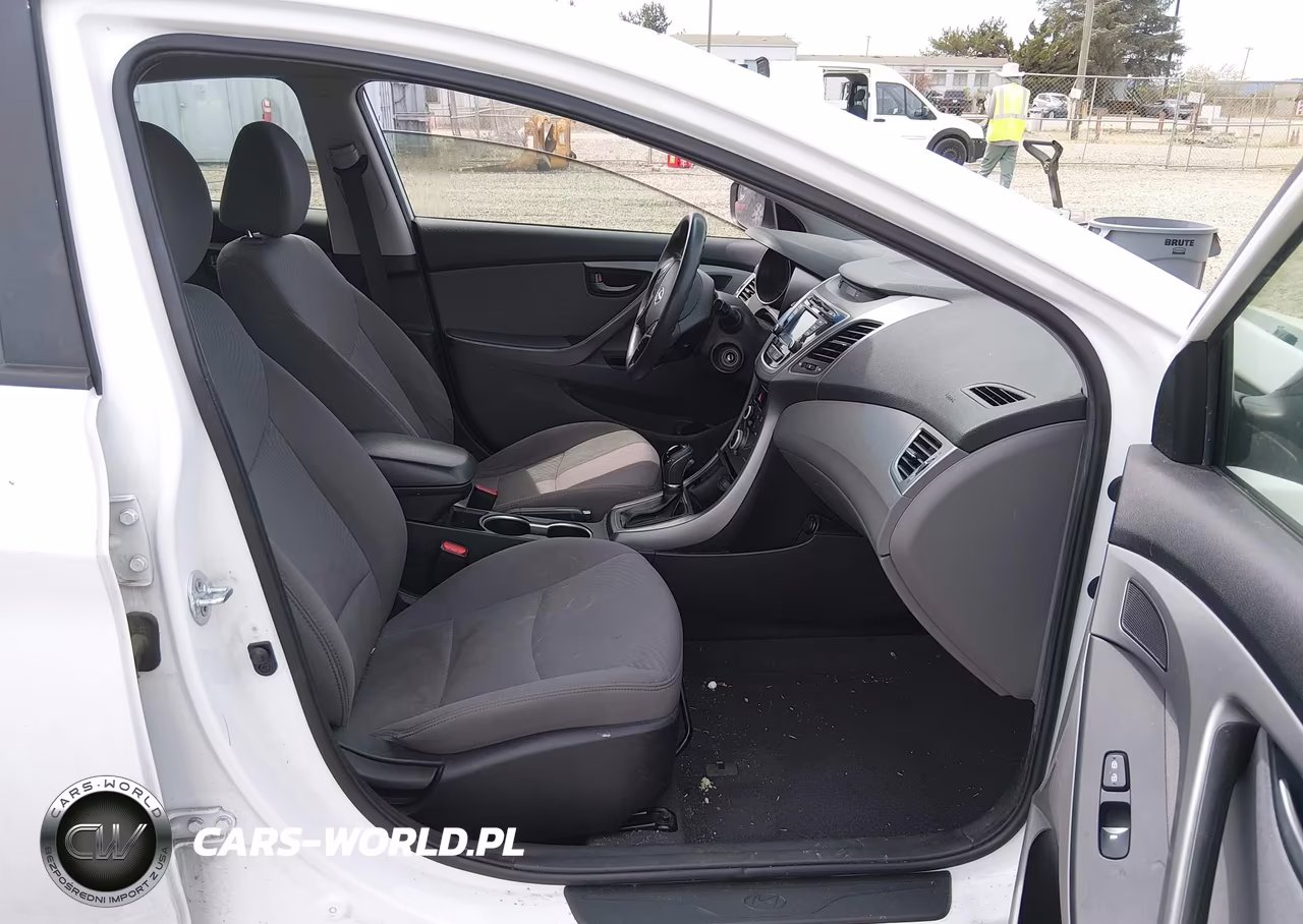 2016 Hyundai Elantra Se VIN:5NPDH4AE3GH736715 - 5