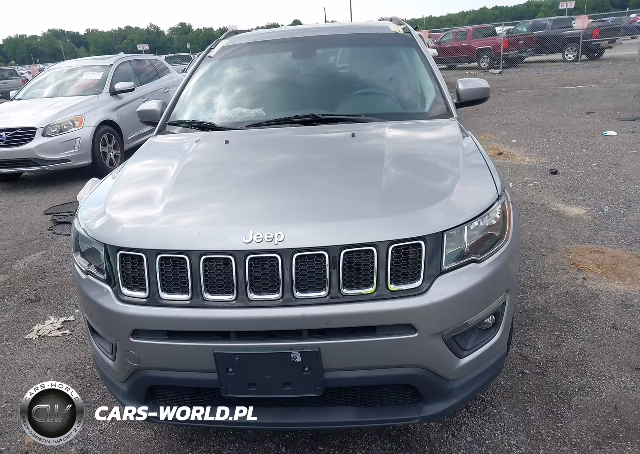 2019 Jeep Compass Latitude 4X4 VIN:3C4NJDBB0KT598895 - 13