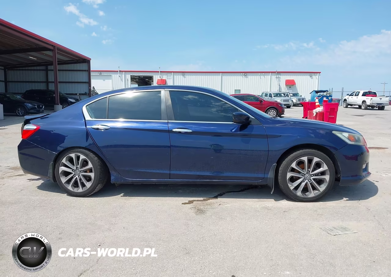 2013 Honda Accord Sport VIN:1HGCR2F5XDA269139 - 13