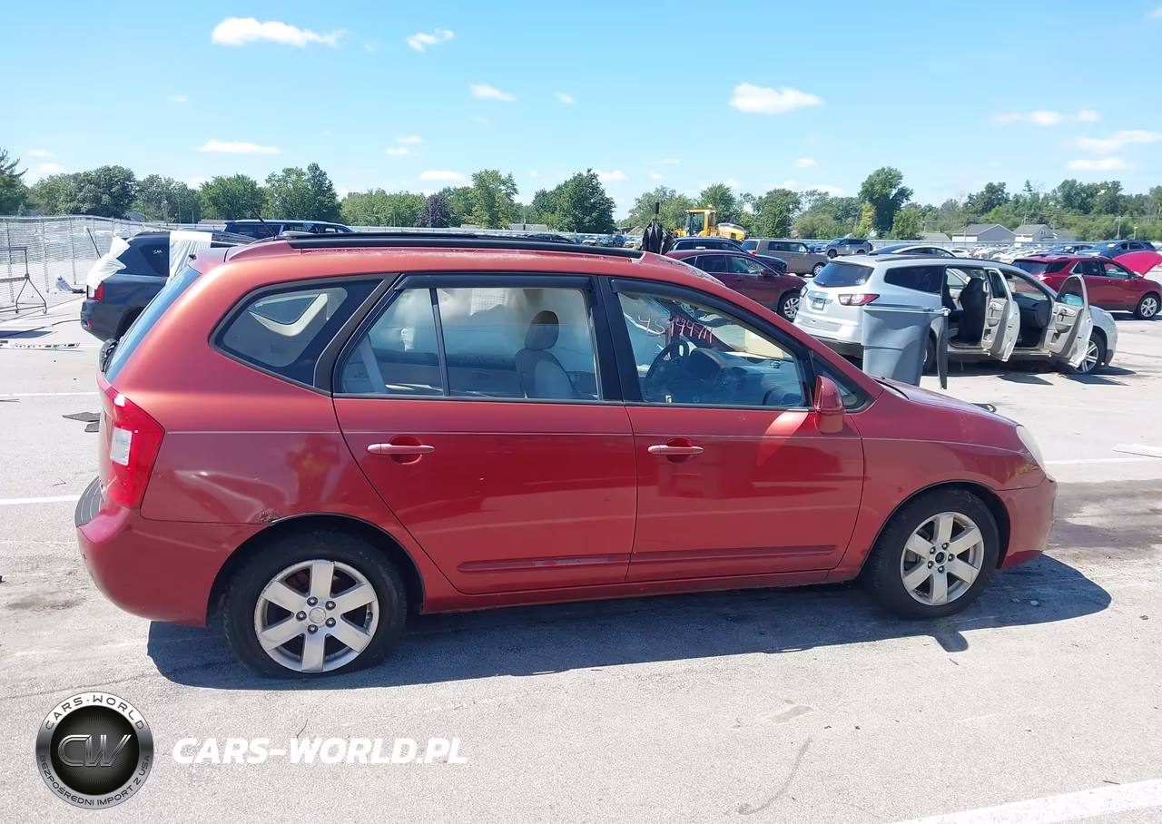 2007 Kia Rondo Lx VIN:KNAFG525177080077 - 13
