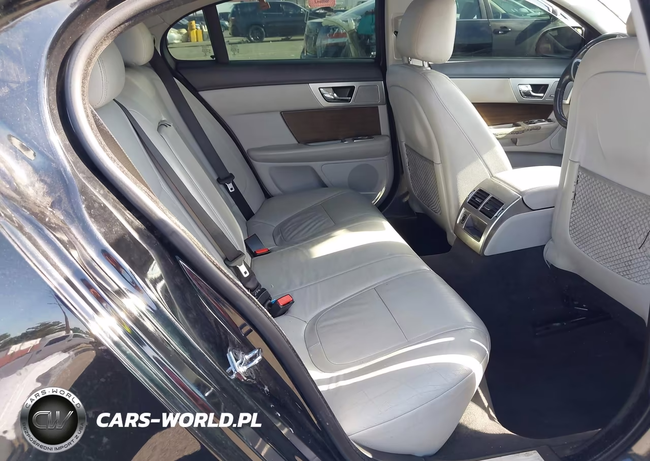 2013 Jaguar Xf I4 T VIN:SAJWA0ES3DPS68363 - 8
