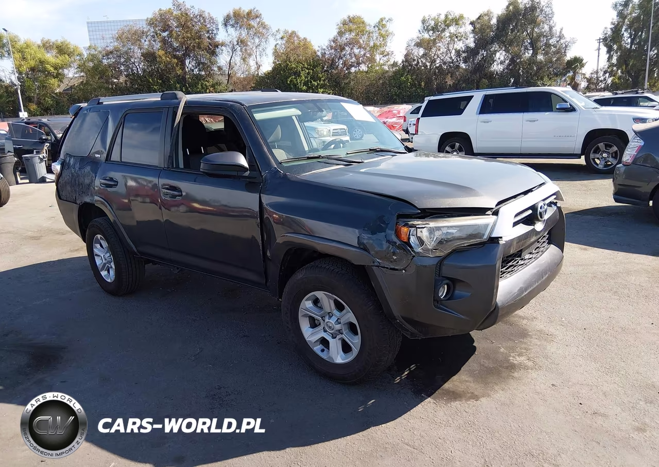 2023 Toyota 4Runner Sr5 – zdjęcie 1 z 16