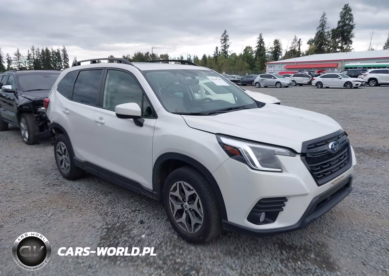 2023 Subaru Forester Premium