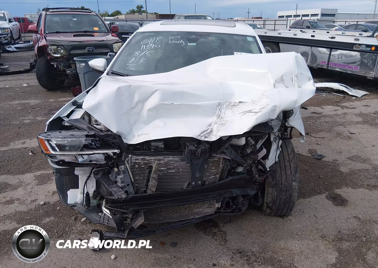 2020 Volkswagen Passat 2.0T R-Line VIN:1VWMA7A3XLC023110 - 13