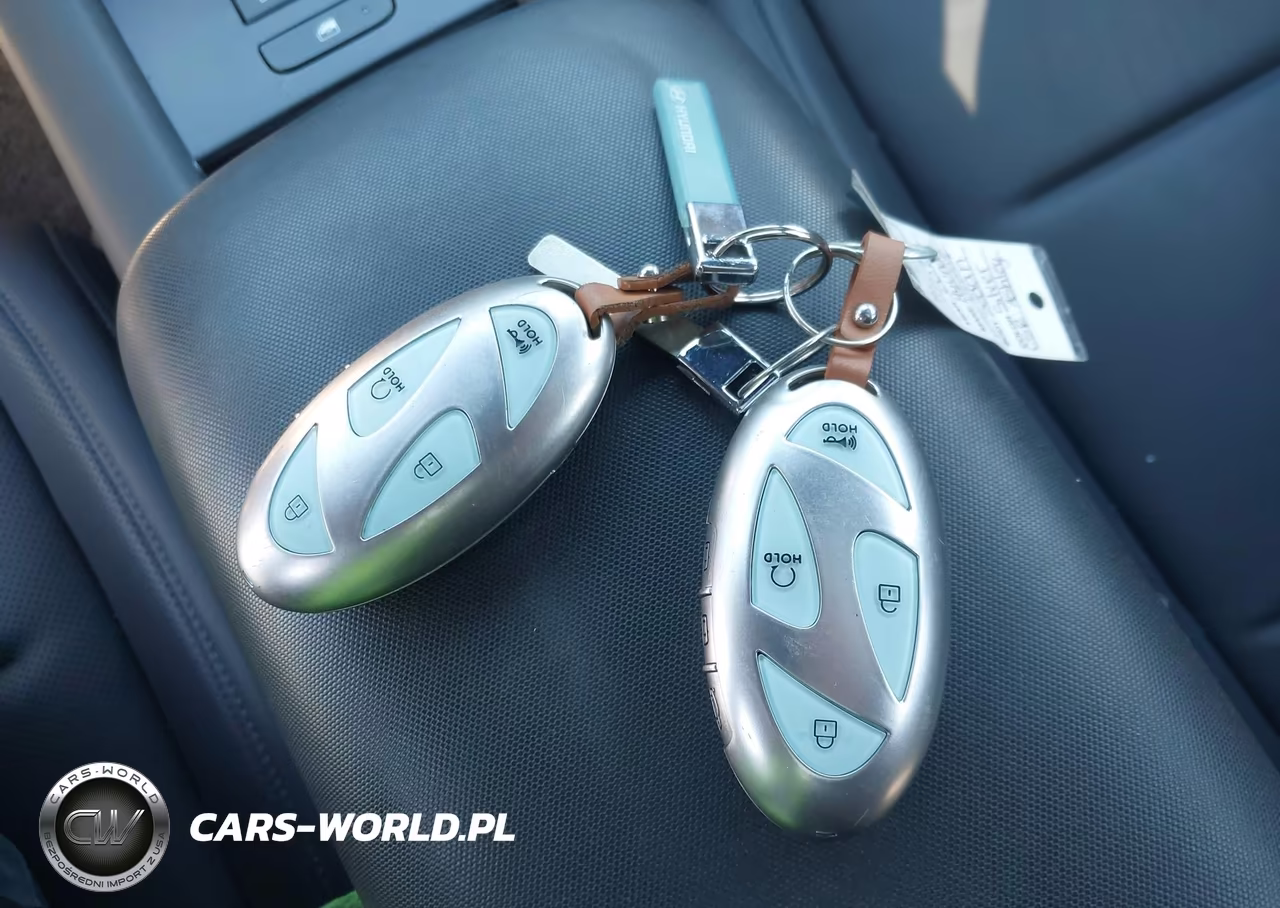2023 Hyundai Ioniq 6 Limited VIN:KMHM54AC3PA031813 - 11