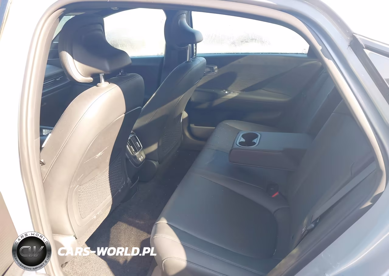 2023 Hyundai Ioniq 6 Limited VIN:KMHM54AC3PA031813 - 8