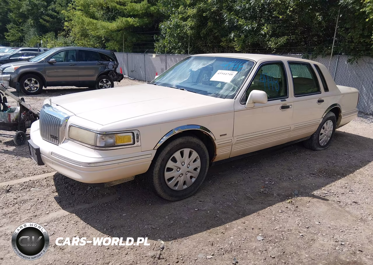1996 Lincoln Town Car Cartier VIN:1LNLM83W2TY613545 - 2