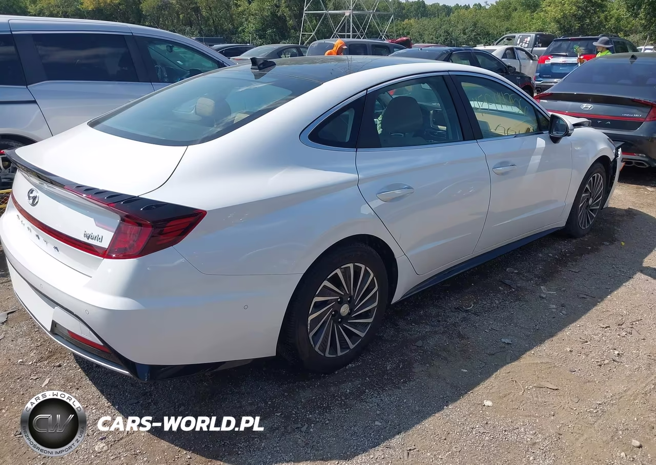 2022 Hyundai Sonata Hybrid Limited VIN:KMHL54JJ7NA045849 - 4