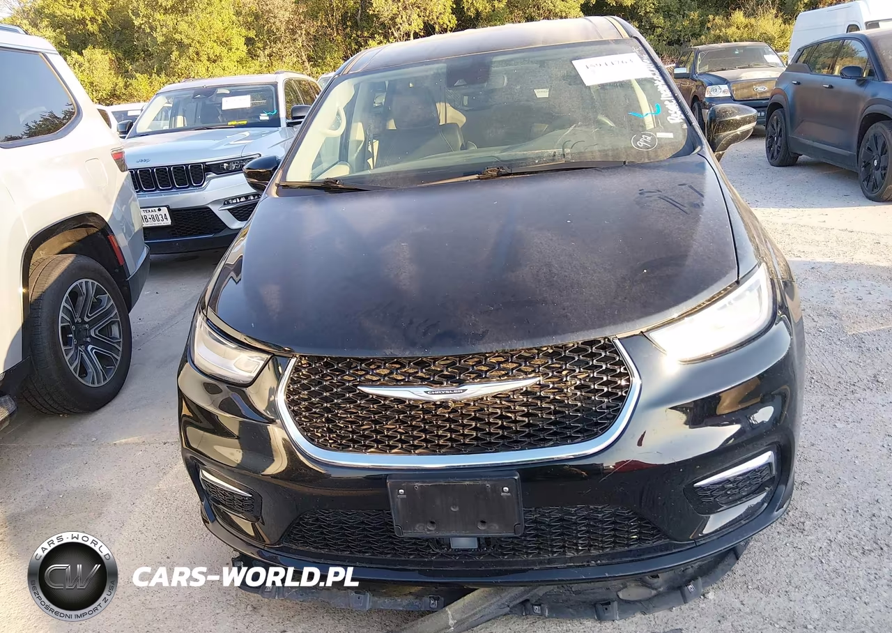 2024 Chrysler Pacifica Touring L VIN:2C4RC1BG6RR172972 - 12
