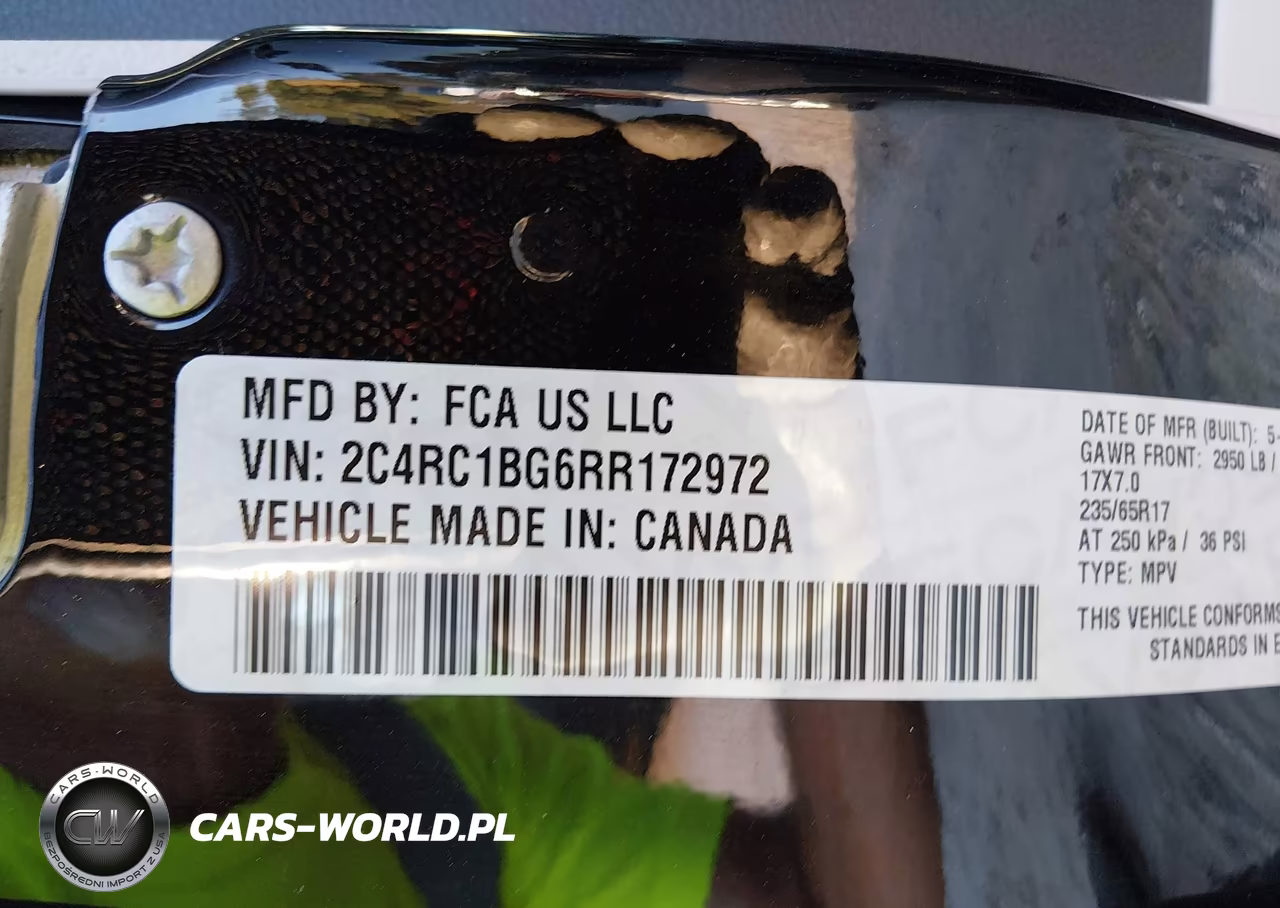 2024 Chrysler Pacifica Touring L VIN:2C4RC1BG6RR172972 - 9