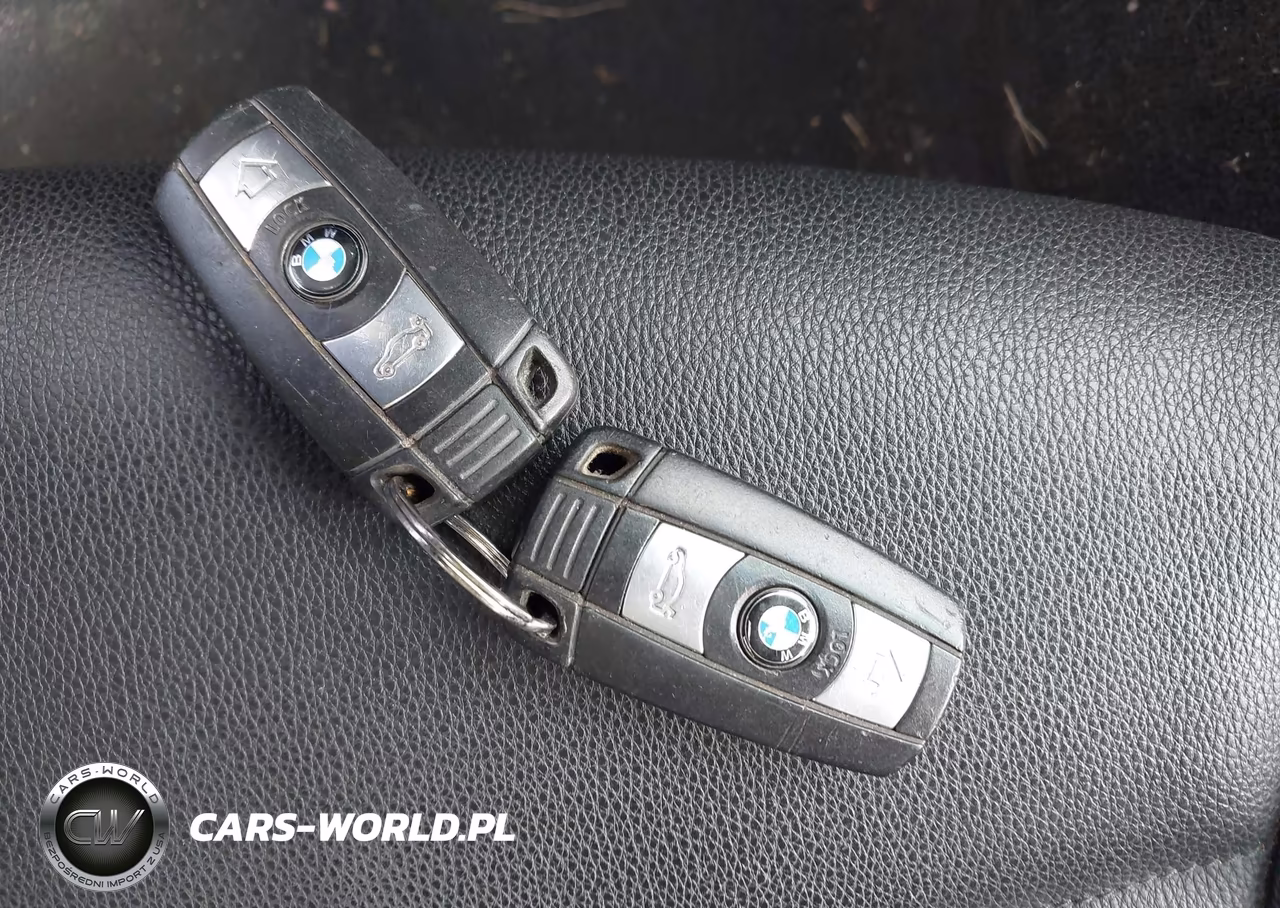 2006 BMW 330I VIN:WBAVB33576PS16711 - 11