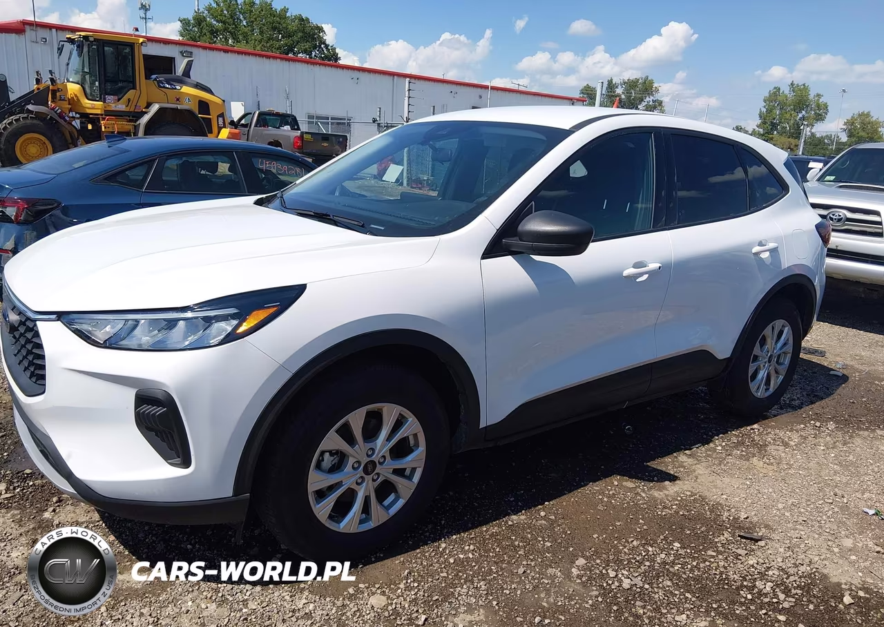 2026 Ford Escape Active VIN:1FMCU9GNXTUA23656 - 15