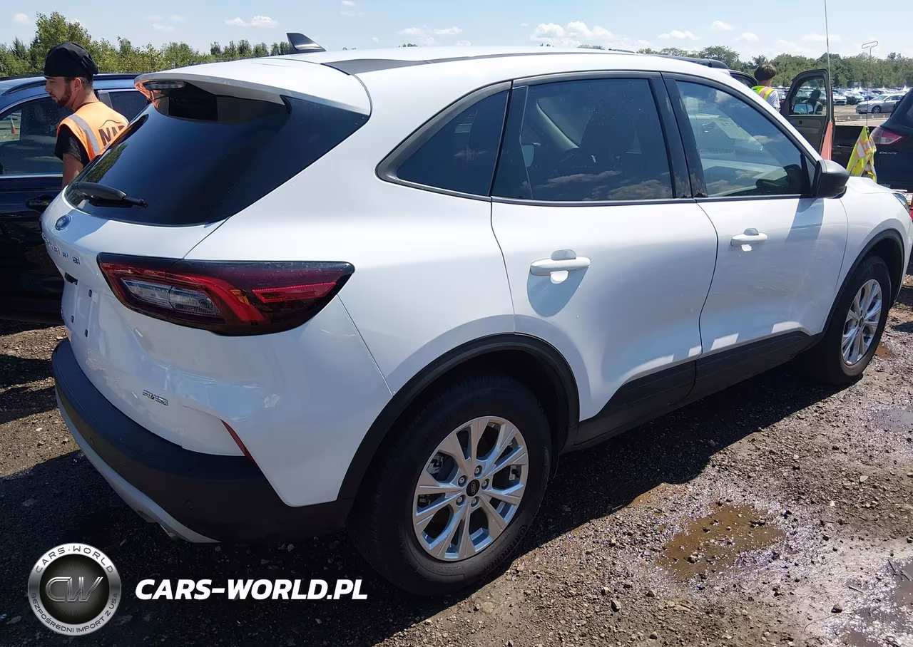 2026 Ford Escape Active VIN:1FMCU9GNXTUA23656 - 4