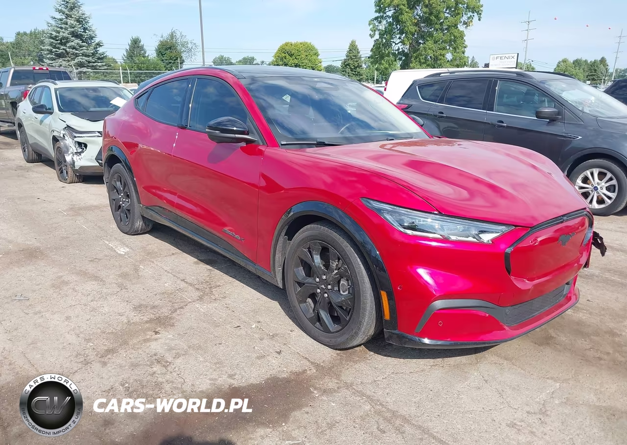 2023 Ford Mustang Mach-E Premium VIN:3FMTK3SU4PMA67647 - 1