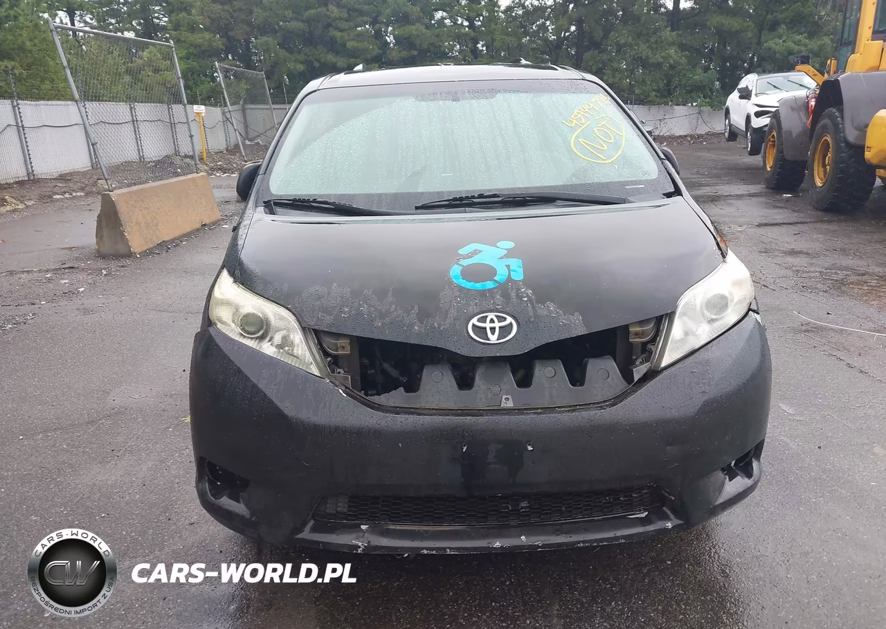 2014 Toyota Sienna Le V6 8 Passenger VIN:5TDKK3DC8ES452954 - 12