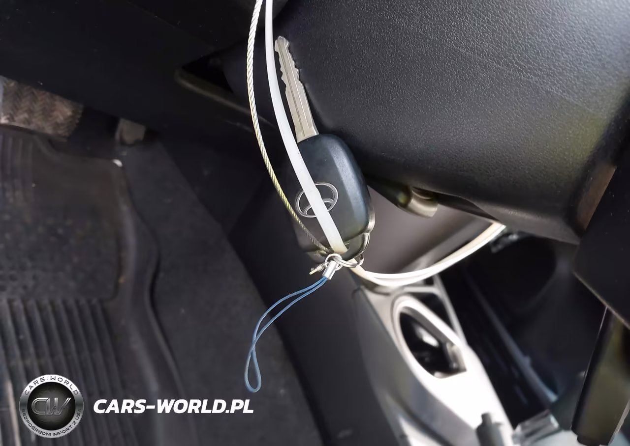 2017 Toyota Rav4 Le VIN:JTMBFREV8HJ172055 - 11