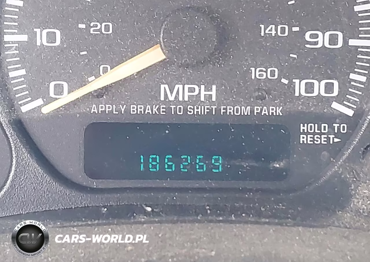 2002 Chevrolet Suburban C1500 VIN:3GNEC16Z12G191085 - 13