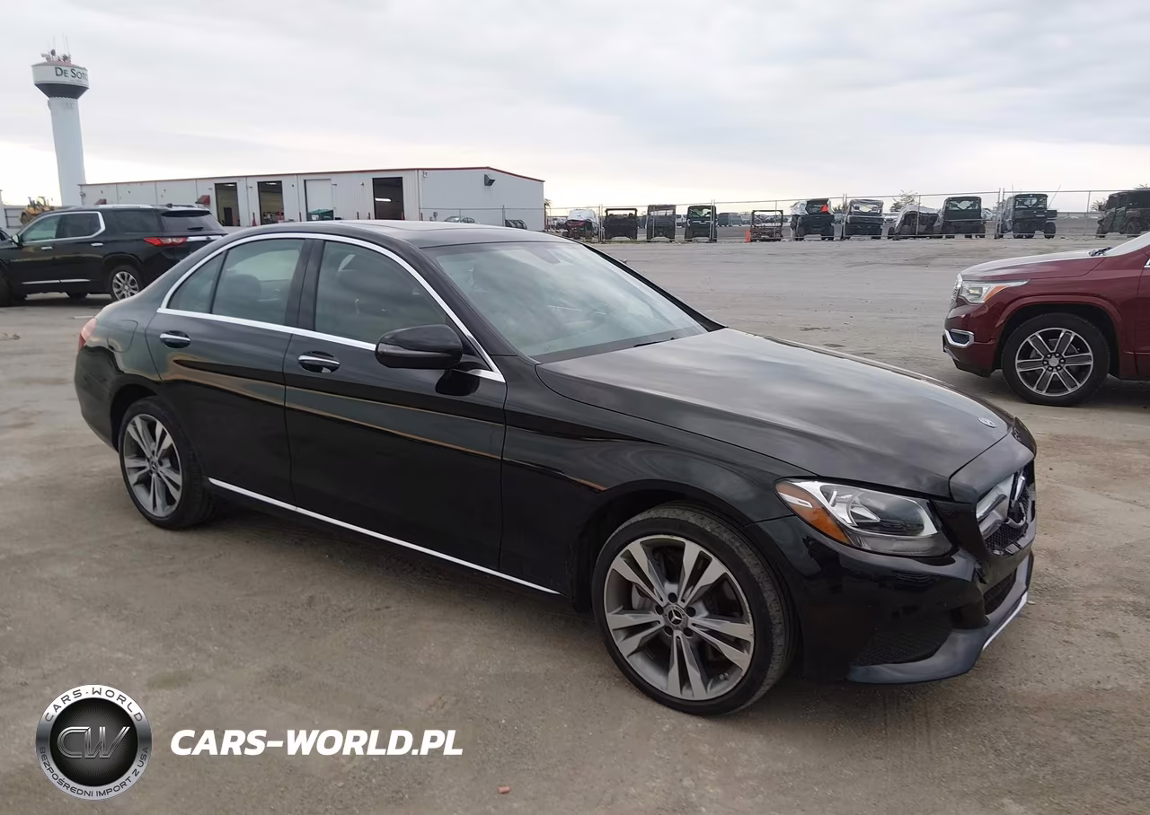 2018 Mercedes-Benz C 300 4Matic – zdjęcie 1 z 16
