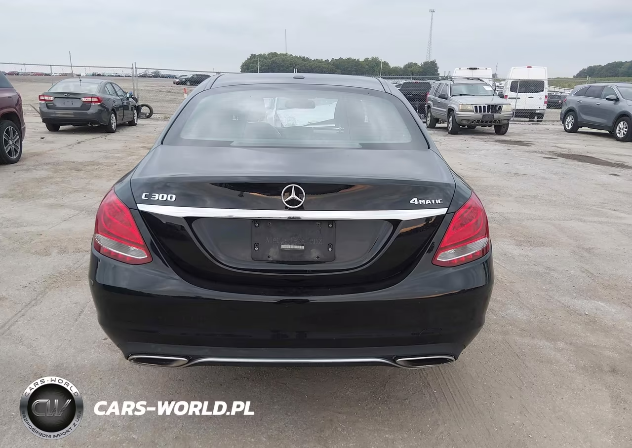 2018 Mercedes-Benz C 300 4Matic VIN:55SWF4KB0JU252671 - 16