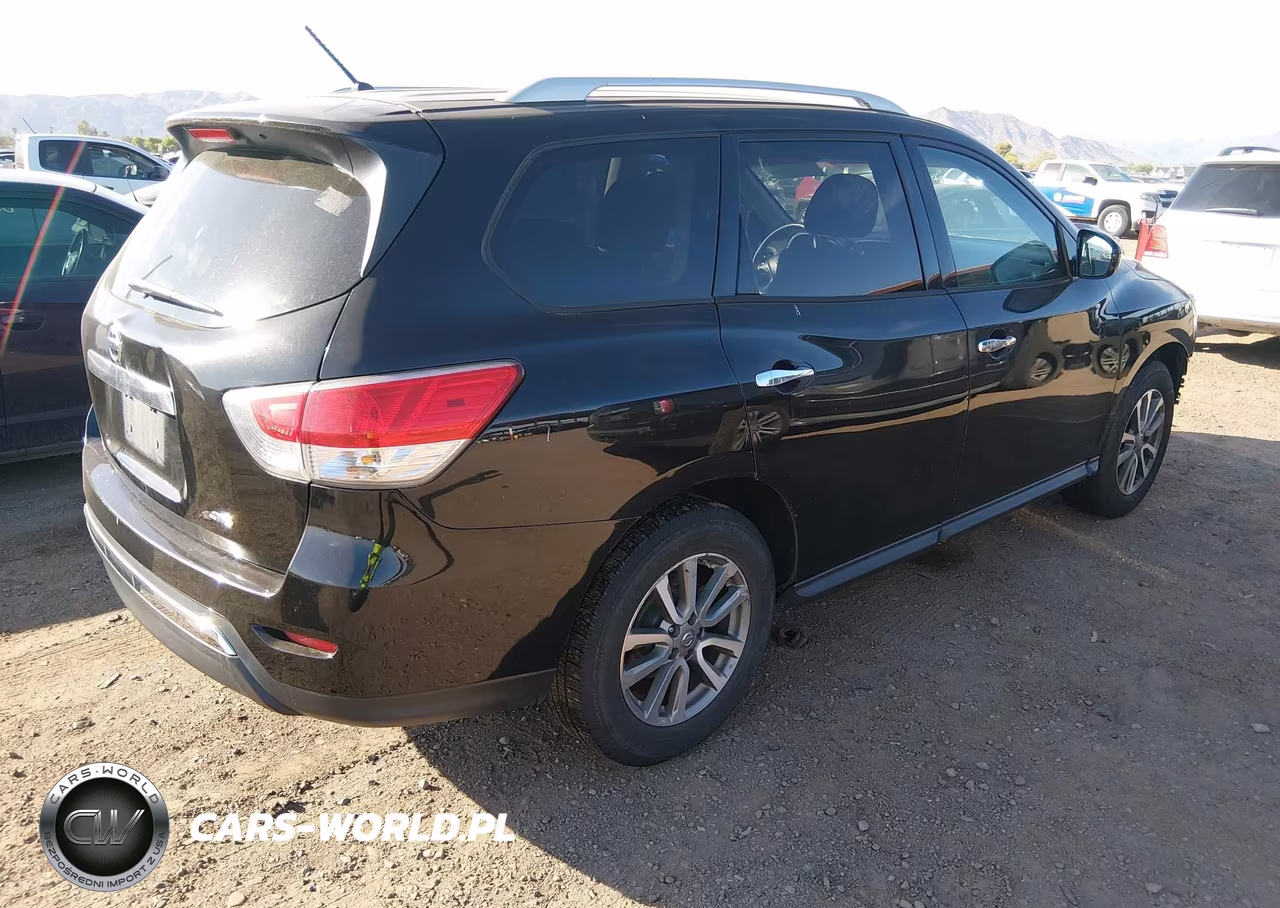 2016 Nissan Pathfinder S VIN:5N1AR2MM4GC661330 - 4