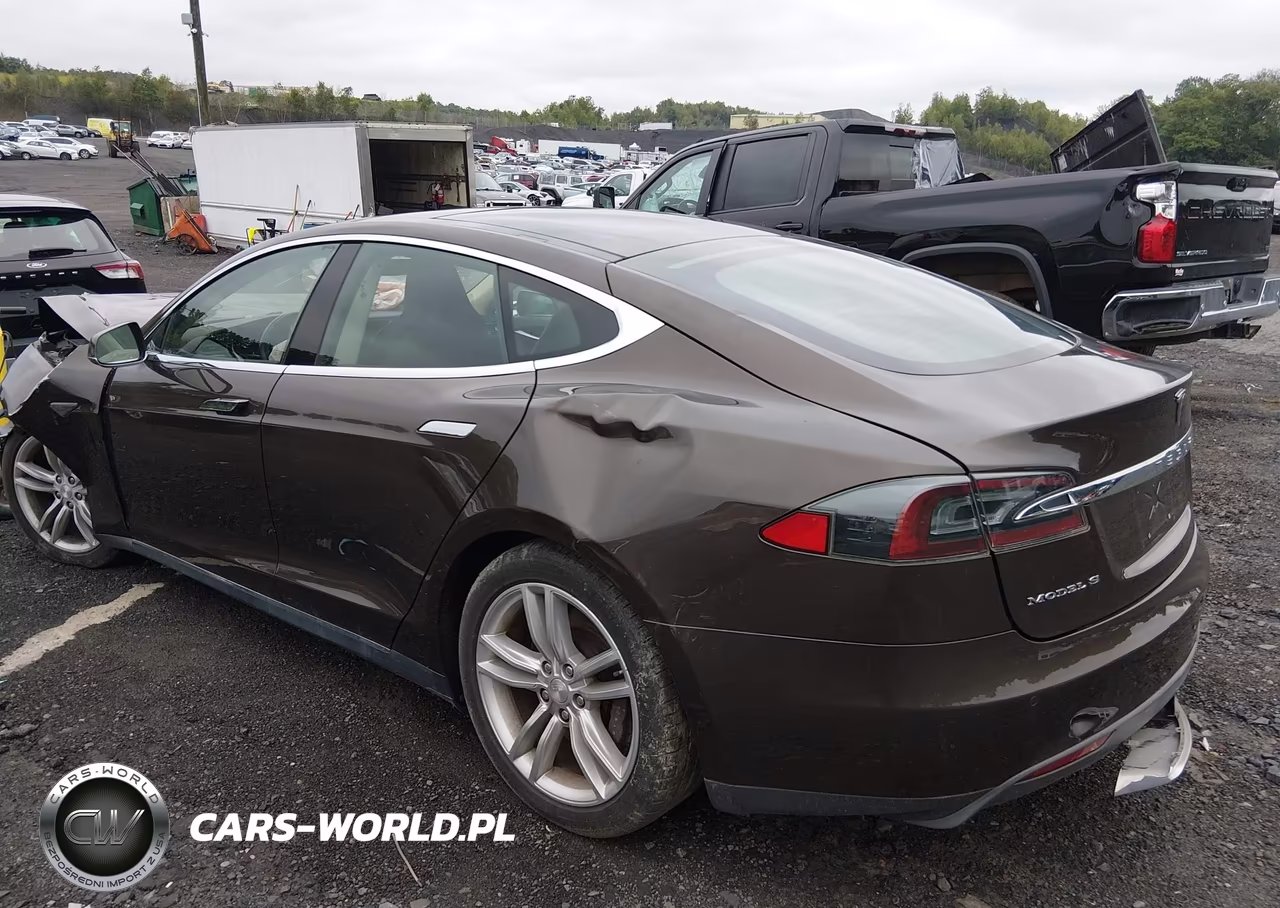 2014 Tesla Model S P85 VIN:5YJSA1H15EFP43707 - 3