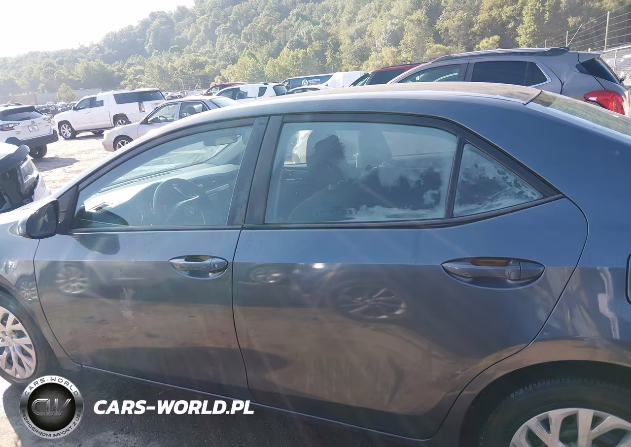 2019 Toyota Corolla Le VIN:5YFBURHE3KP892674 - 15