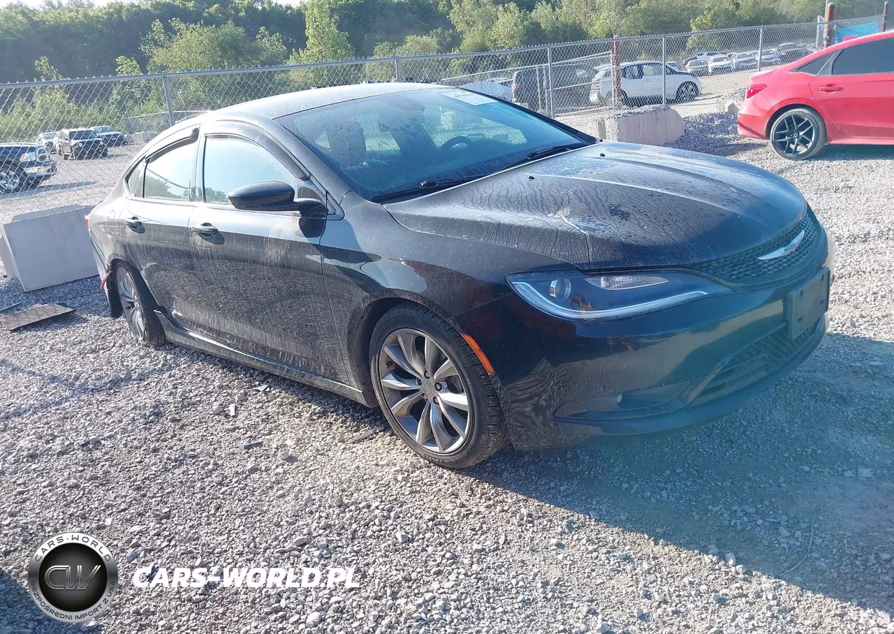 2015 Chrysler 200 S – zdjęcie 1 z 16