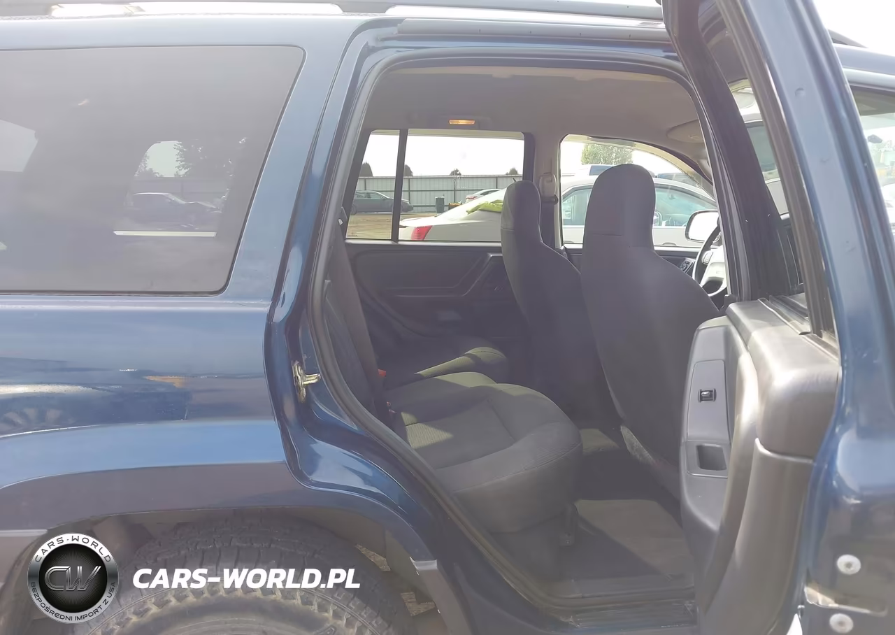 2003 Jeep Grand Cherokee Laredo VIN:1J4GW48S93C556458 - 8