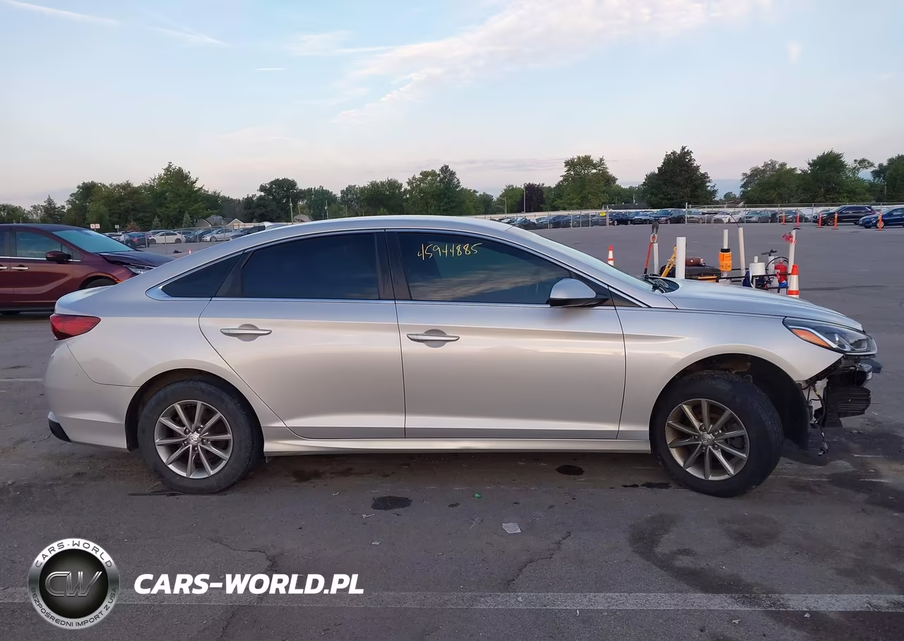 2019 Hyundai Sonata Se VIN:5NPE24AF4KH788149 - 14