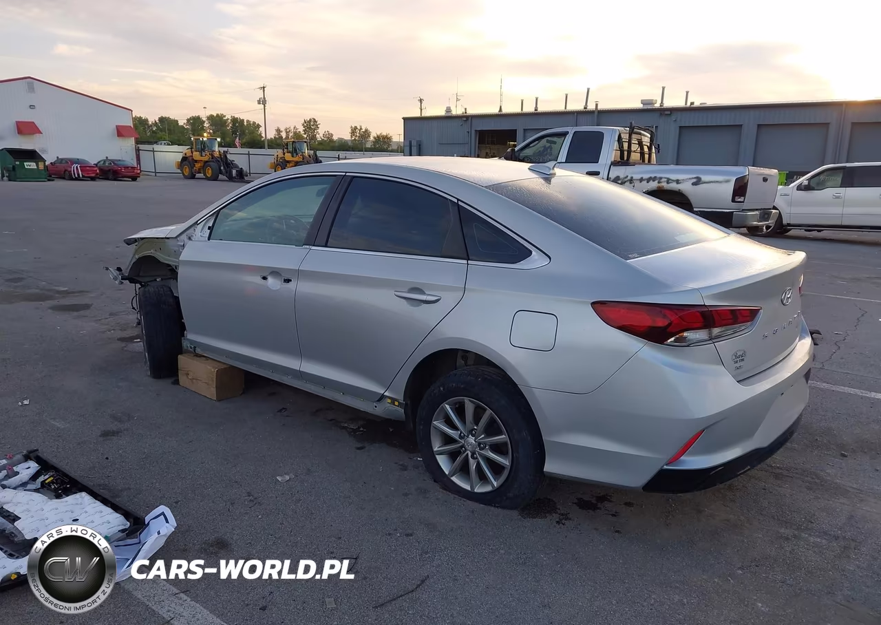 2019 Hyundai Sonata Se VIN:5NPE24AF4KH788149 - 3