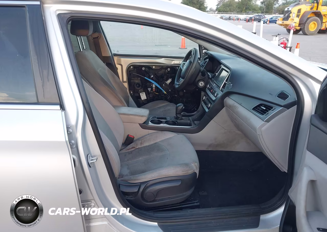 2019 Hyundai Sonata Se VIN:5NPE24AF4KH788149 - 5